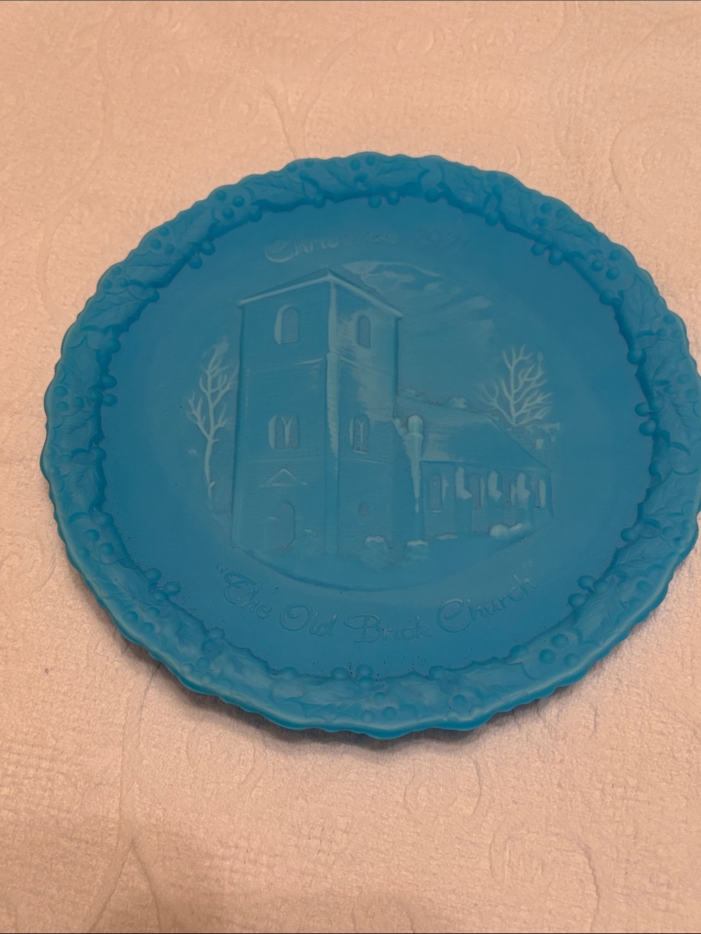 Fenton Christmas in America Plate